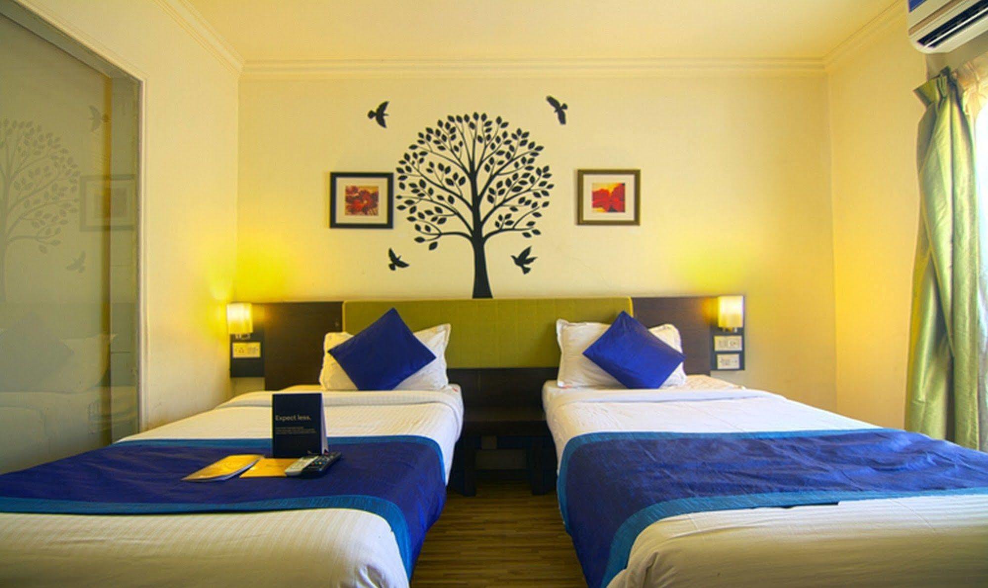Fabhotel Indiranagar Bangalore Exterior photo